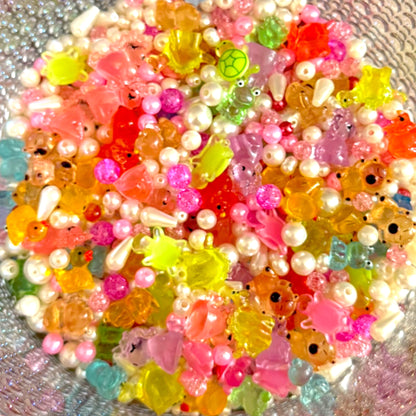 Lucky Scoop - Makeup & Accessories